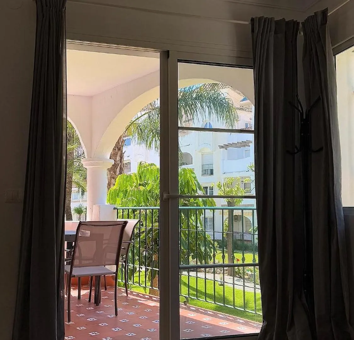 Benalmadena Coastal Apartment 0*,